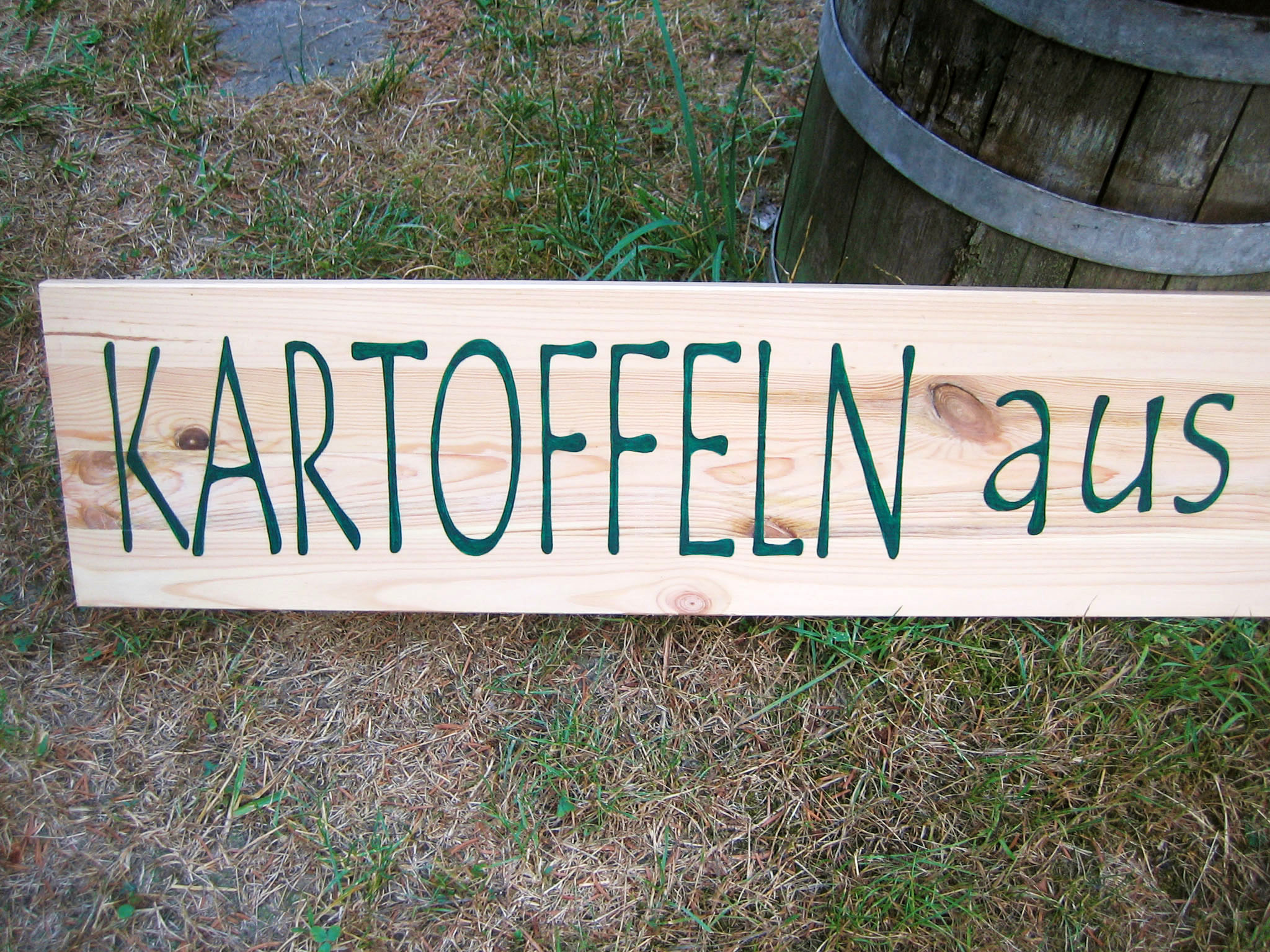 Schild Bauernhof Kartoffeln aus eigenerm Anbau