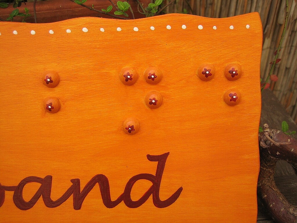 Trschild Brailleschrift mit Blten