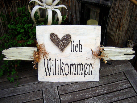 Willkommensschild Shabby am Naturholz